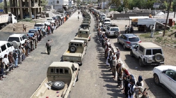 لقاء قبلي مسلح في تعز دعم شامل للقوات المسلحة وردع العدوان لقاء قبلي مسلح في تعز دعم شامل للقوات المسلحة وردع العدوان