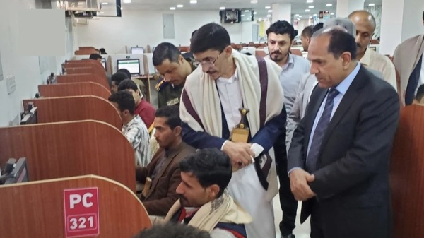 أكثر من 6 آلاف طالب يتنافسون على المقاعد المجانية للعام الجامعي 1448هـ أكثر من 6 آلاف طالب يتنافسون على المقاعد المجانية للعام الجامعي 1448هـ