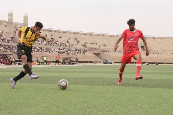 تضامن حضرموت والتلال يحجزان مقعديهما في ثمن نهائي كأس الجمهورية