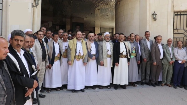 وزارات ومؤسسات رسمية تعلن النفير العام لمواجهة العدوان