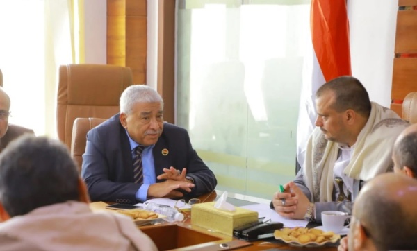 صنعاء ترتيبات لمنع استيراد 100 سلعة صنعاء ترتيبات لمنع استيراد 100 سلعة
