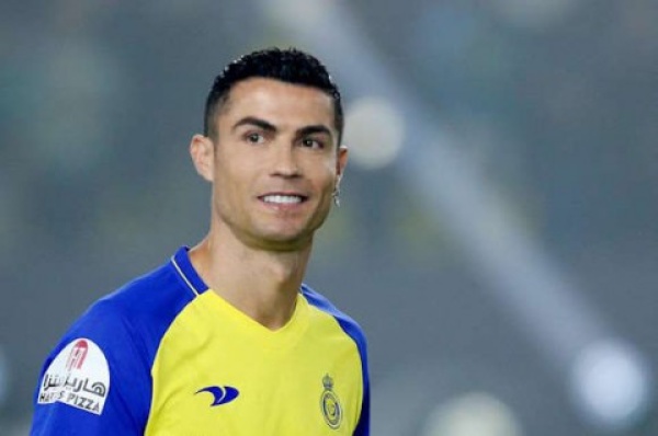 رونالدو يعلن عن خبر محزن قبيل ملحمة البرتغال وإسبانيا رونالدو يعلن عن خبر محزن قبيل ملحمة البرتغال وإسبانيا