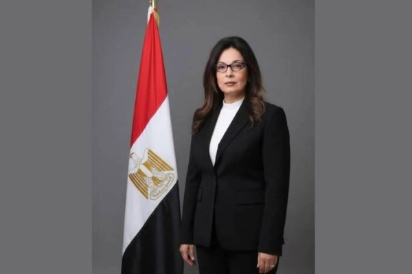 وزيرة الثقافة المصرية تعلن استقالتها بعد 5 اشهر من توليها المنصب وزيرة الثقافة المصرية تعلن استقالتها بعد 5 اشهر من توليها المنصب