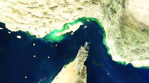 شركات تأمين من مخاطر الحرب تنصح بتعليق الرحلات عبر مضيق هرمز شركات تأمين من مخاطر الحرب تنصح بتعليق الرحلات عبر مضيق هرمز