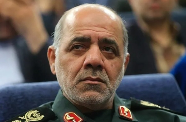 قائد مقر خاتم الأنبياء مقابل كل شهيد سي قتل جندي أمريكي قائد مقر خاتم الأنبياء مقابل كل شهيد سي قتل جندي أمريكي