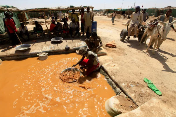 مصرع 15 عاملا بانهيار منجم ذهب شمالي السودان مصرع 15 عاملا بانهيار منجم ذهب شمالي السودان