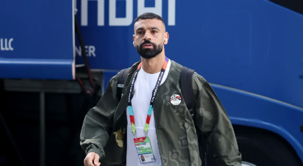 ترك بشكتاش بدون توقيع محمد صلاح يصل إلى الرياض ترك بشكتاش بدون توقيع محمد صلاح يصل إلى الرياض