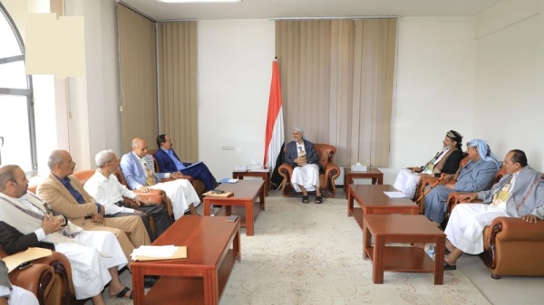 مجلس الشورى يؤكد دعمه الكامل لبرامج حكومة التغيير والبناء مجلس الشورى يؤكد دعمه الكامل لبرامج حكومة التغيير والبناء