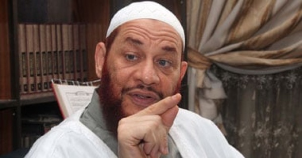 الداعية السلفى أسامة القوصي كاشفا انحرافات الإخوان عصابة تسعي في الأرض فسادا الداعية السلفى أسامة القوصي كاشفا انحرافات الإخوان عصابة تسعي في الأرض فسادا