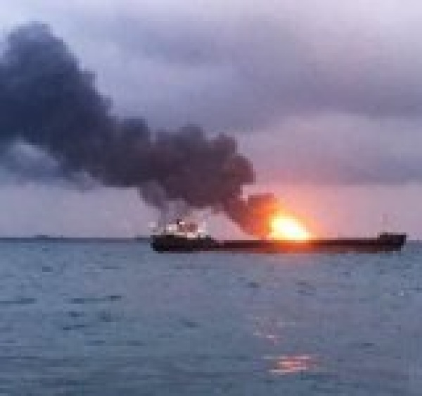 القوات المسلحة تعلن استهداف سفينة نفطية سعودية ثانية في خليج عدن