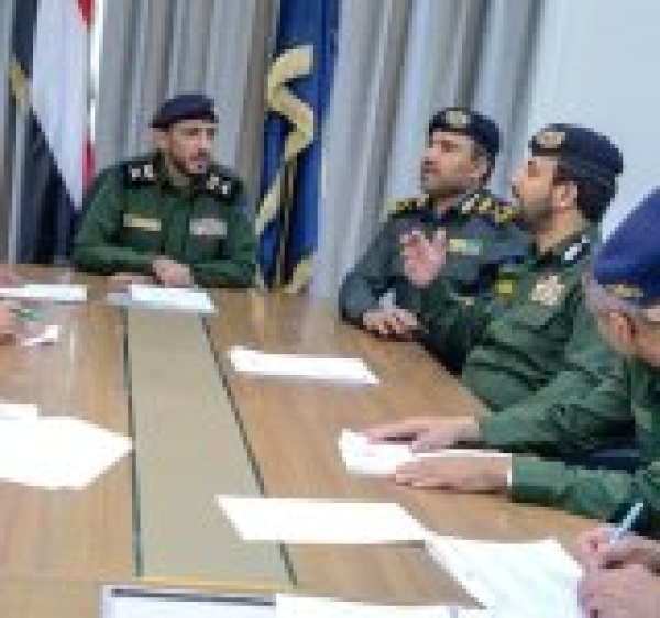صنعاء اجتماع امني يناقش خطة تأمين احتفالات المولد النبوي صنعاء اجتماع امني يناقش خطة تأمين احتفالات المولد النبوي