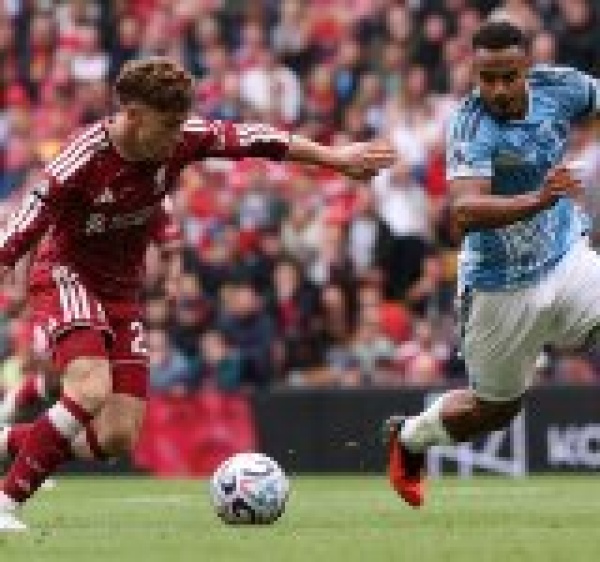 ليفربول يتعادل مع نوتنغهام في الدوري الإنجليزي