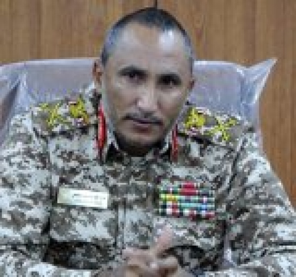 محافظ الحديدة يوجه دعوة للمغرر بهم العدو يحاول فتح جبهات بدمائكم محافظ الحديدة يوجه دعوة للمغرر بهم العدو يحاول فتح جبهات بدمائكم