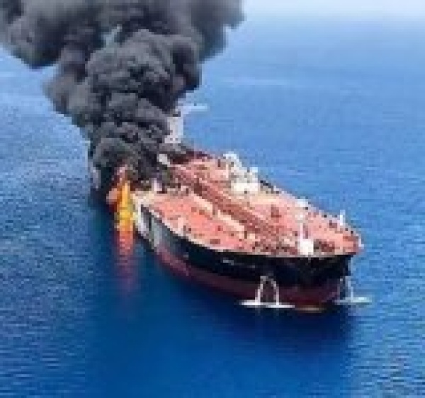 ايران تعلن استهداف 3 ناقلات نفط امريكية ردا على العدوان الامريكي ايران تعلن استهداف 3 ناقلات نفط امريكية ردا على العدوان الامريكي