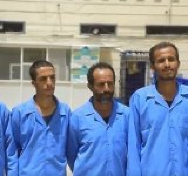 شاهد شهادات اسرى ناجون من غارات سعودية تكشف سبب الاصرار في قصفهم شاهد شهادات اسرى ناجون من غارات سعودية تكشف سبب الاصرار في قصفهم