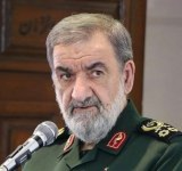 تحذيرات إيرانية من أي استعراض عسكري أميركي