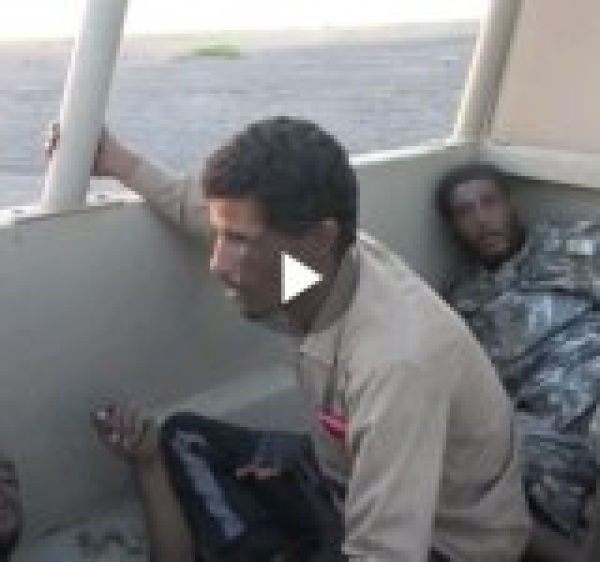شاهد مجند لـ العمالقة يوجه رسالة لـ بن سلمان من رأس العارة