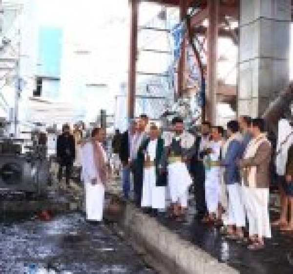 تفق د أضرار قصف العدو السعودي على مصنع أسمنت جنوب همدان تفق د أضرار قصف العدو السعودي على مصنع أسمنت جنوب همدان