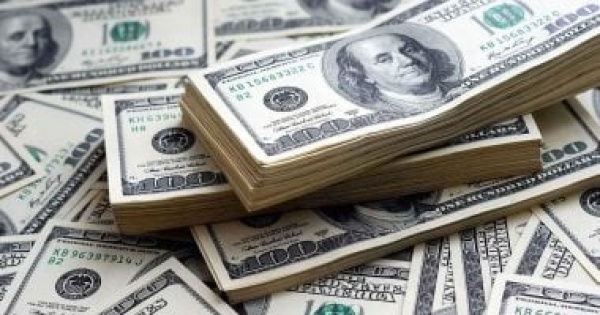 اعرف سعر الدولار مقابل الجنيه فى البنوك بكام اليوم الإثنين