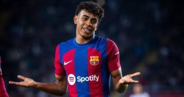 لامين يامال يتصدر أصغر 10 لاعبين لعبوا لـ برشلونة وريال مدريد