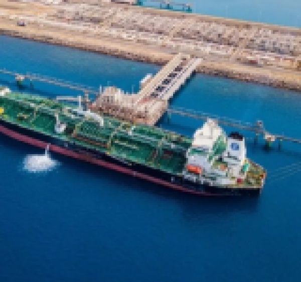 ميناء ينبع السعودي يتجه الى الاغلاق بعد ايلات