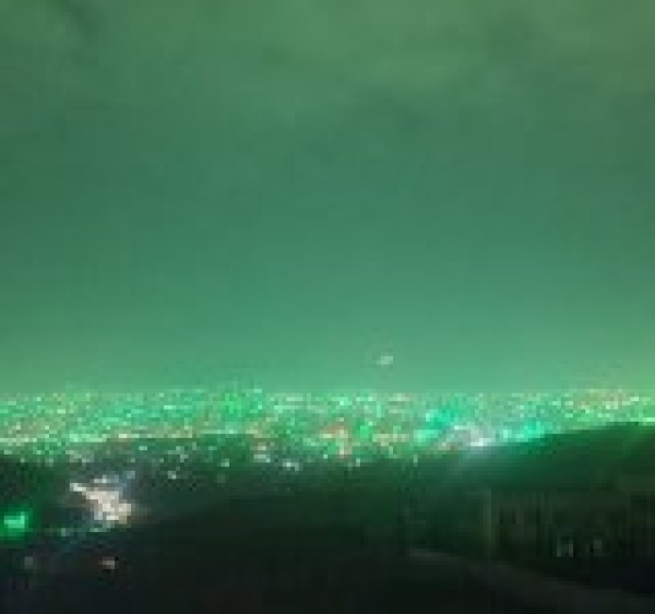 صنعاء ترتدي حلة خضراء ابتهاجا بذكرى المولد صنعاء ترتدي حلة خضراء ابتهاجا بذكرى المولد