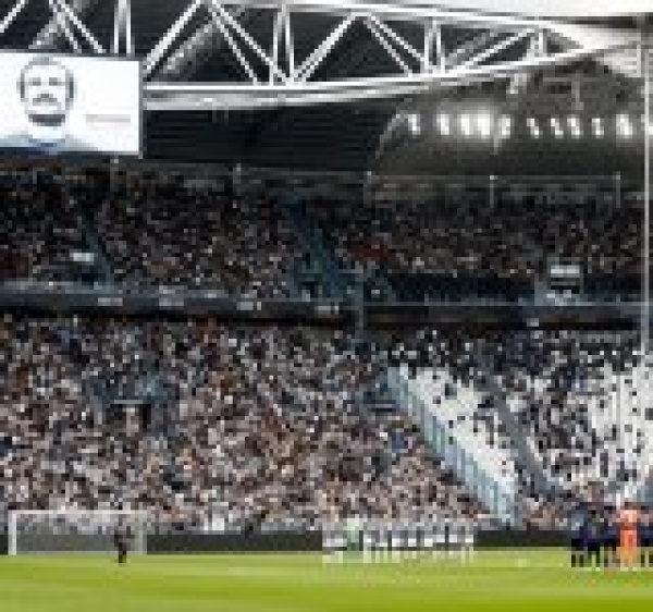 تغريم يوفنتوس 10 الاف يورو بسبب سلوك جماهيره تغريم يوفنتوس 10 الاف يورو بسبب سلوك جماهيره