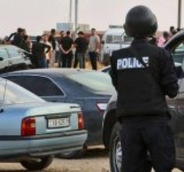 مقتل وجرح 41 شخصا في إطلاق نار داخل كنيسة بالأردن مقتل وجرح 41 شخصا في إطلاق نار داخل كنيسة بالأردن