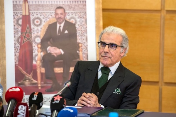 عبد اللطيف الجواهري ضمن أفضل محافظي البنوك المركزية في العالم عبد اللطيف الجواهري ضمن أفضل محافظي البنوك المركزية في العالم