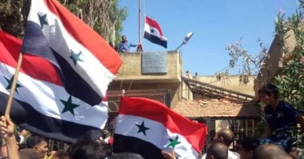 سوريا تدين استهداف سفينتين فى ميناء دمياط بطائرة مسيرة سوريا تدين استهداف سفينتين فى ميناء دمياط بطائرة مسيرة