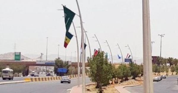 6 بلاطات رخامية بمعرض عمارة الحرمين توثق أسماء الخلفاء الراشدين