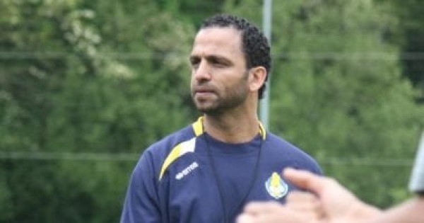 علاء حسب الله مدير ا فني ا لدلتا يونايتد في دوري المحترفين