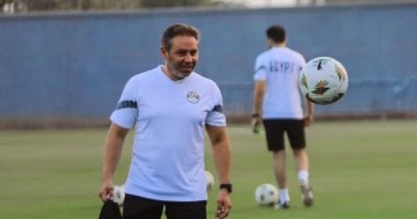 حازم إمام زيكو مفاجأة المنتخب ويمتلك شخصية قوية وهذا الفارق مع صلاح