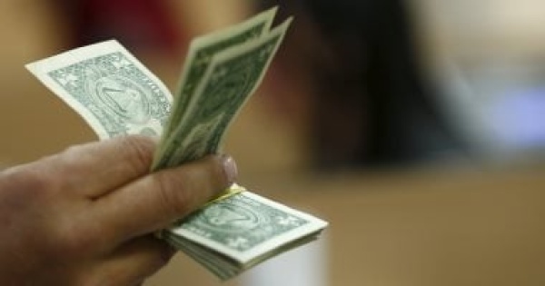 سعر الدولار الأمريكى أمام الجنيه المصرى اليوم الجمعة 3 7 2026 آخر تحديث