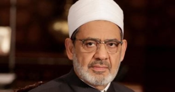 برنامج الإمام الأكبر يحصد إشادة جماهيرية واسعة ويوثق وسطية الأزهر برنامج الإمام الأكبر يحصد إشادة جماهيرية واسعة ويوثق وسطية الأزهر