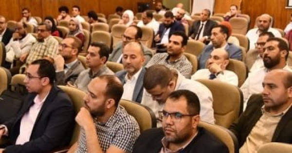أشرف عبد الغني لـ إكسترا نيوز الإصلاح المؤسسي ركيزة لبناء الإنسان ومواجهة التحديات أشرف عبد الغني لـ إكسترا نيوز الإصلاح المؤسسي ركيزة لبناء الإنسان ومواجهة التحديات