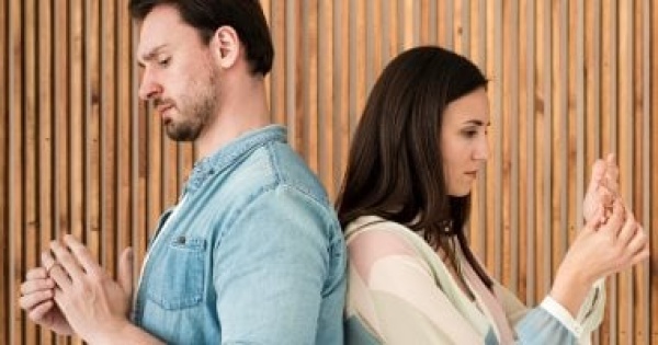متى تستحق العلاقة العاطفية فرصة ثانية وكيف يكون الرحيل هو الحل الوحيد