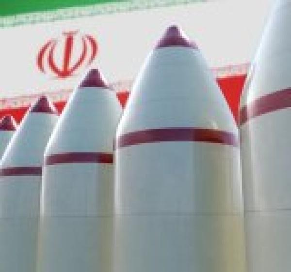 طهران تؤكد على الردع العسكري في مواجهة واشنطن طهران تؤكد على الردع العسكري في مواجهة واشنطن