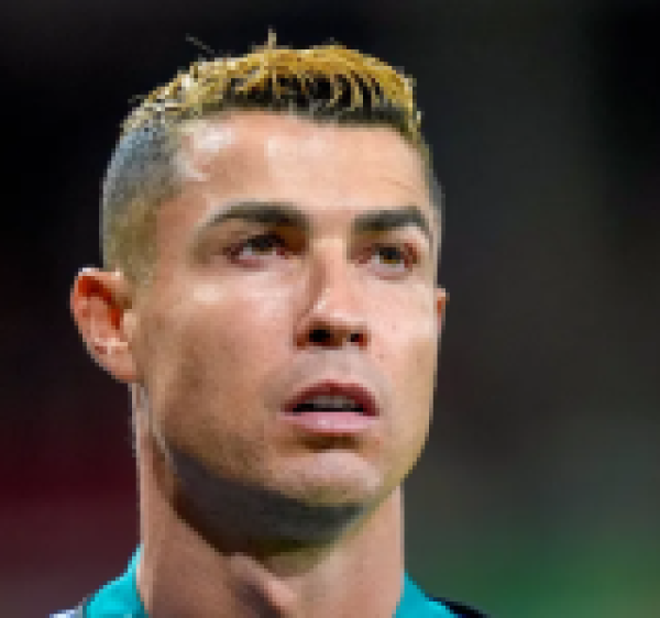 إيقاف 6 أشهر وغرامة عقوبات قاسية تنتظر رونالدو بعد مغادرة منتخب البرتغال