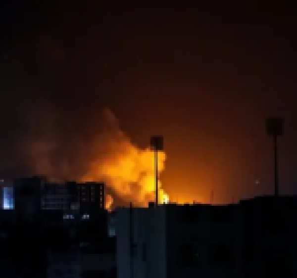 طيران العدو يستهدف باجل وعبس وتعز طيران العدو يستهدف باجل وعبس وتعز