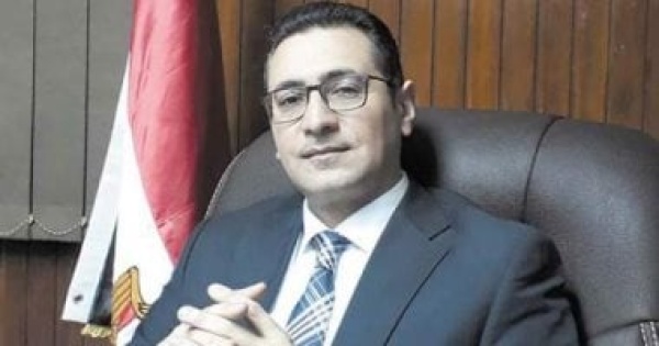 أحمد عبد الحافظ تطوير الصناعة المصرية يتطلب خفض تكاليف الإنتاج وتوفير التمويل أحمد عبد الحافظ تطوير الصناعة المصرية يتطلب خفض تكاليف الإنتاج وتوفير التمويل