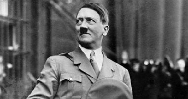لماذا حارب هتلر الخبز الأبيض وبدله بالحبة الكاملة لماذا حارب هتلر الخبز الأبيض وبدله بالحبة الكاملة
