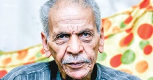 أحمد فؤاد نجم علامة بارزة فى شعر العامية لم يحصل على الثانوية العامة أحمد فؤاد نجم علامة بارزة فى شعر العامية لم يحصل على الثانوية العامة