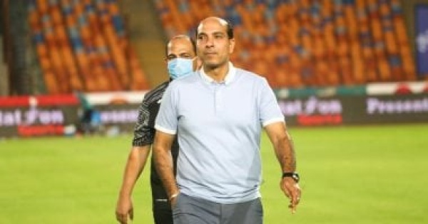 من صدمة الاستغناء لهتافات الأهلاوية ذكرى ظهور أحمد كشري بالقميص الأحمر من صدمة الاستغناء لهتافات الأهلاوية ذكرى ظهور أحمد كشري بالقميص الأحمر