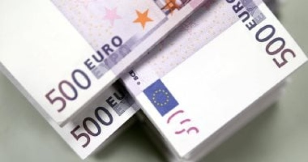 تراجع سعر اليورو اليوم الثلاثاء 9 يونيو 2026 أمام الجنيه بالبنوك المصرية تراجع سعر اليورو اليوم الثلاثاء 9 يونيو 2026 أمام الجنيه بالبنوك المصرية