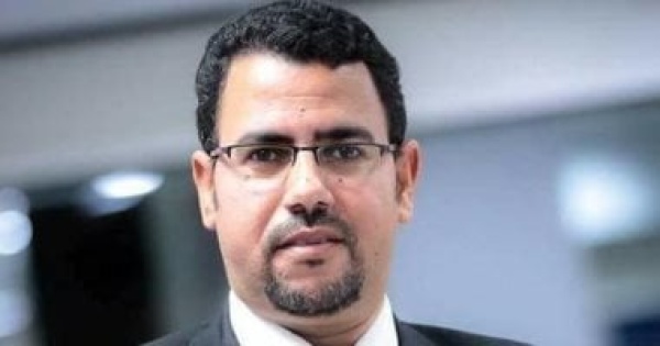 حبيبة في الريتز قصيدة جديدة لـ عبد الحليم سالم
