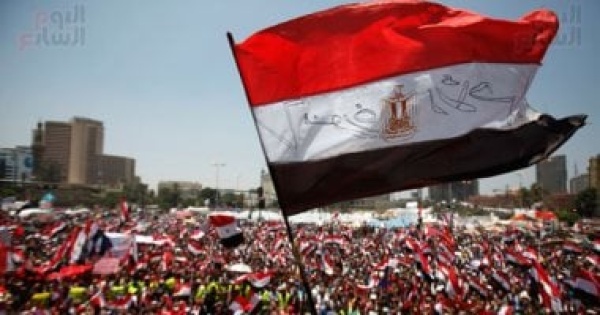 سهير كريم الرئيس السيسى حمى إرادة المصريين فى 30 يونيو وقاد الجمهورية الجديدة