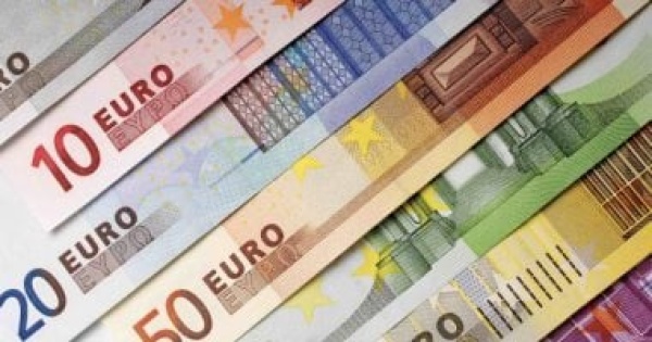 ارتفاع سعر اليورو بختام تعاملات اليوم الثلاثاء 9 يونيو 2026 بالبنوك المصرية ارتفاع سعر اليورو بختام تعاملات اليوم الثلاثاء 9 يونيو 2026 بالبنوك المصرية