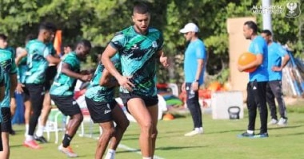 مزق فى العضلة الخلفية يبعد عمرو طارق عن طلائع الجيش أمام بيراميدز مزق فى العضلة الخلفية يبعد عمرو طارق عن طلائع الجيش أمام بيراميدز