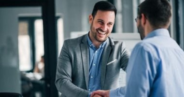 احذر هذه الحالات تتسبب فى وقف ترقيات الموظفين وفقا للقانون